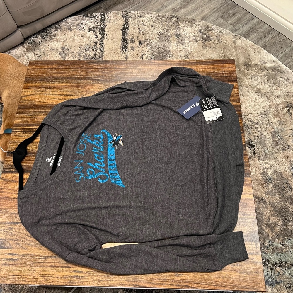 NWTs Women’s XL Fanatics Charcoal San Jose Sharks Long Sleeve Shirt